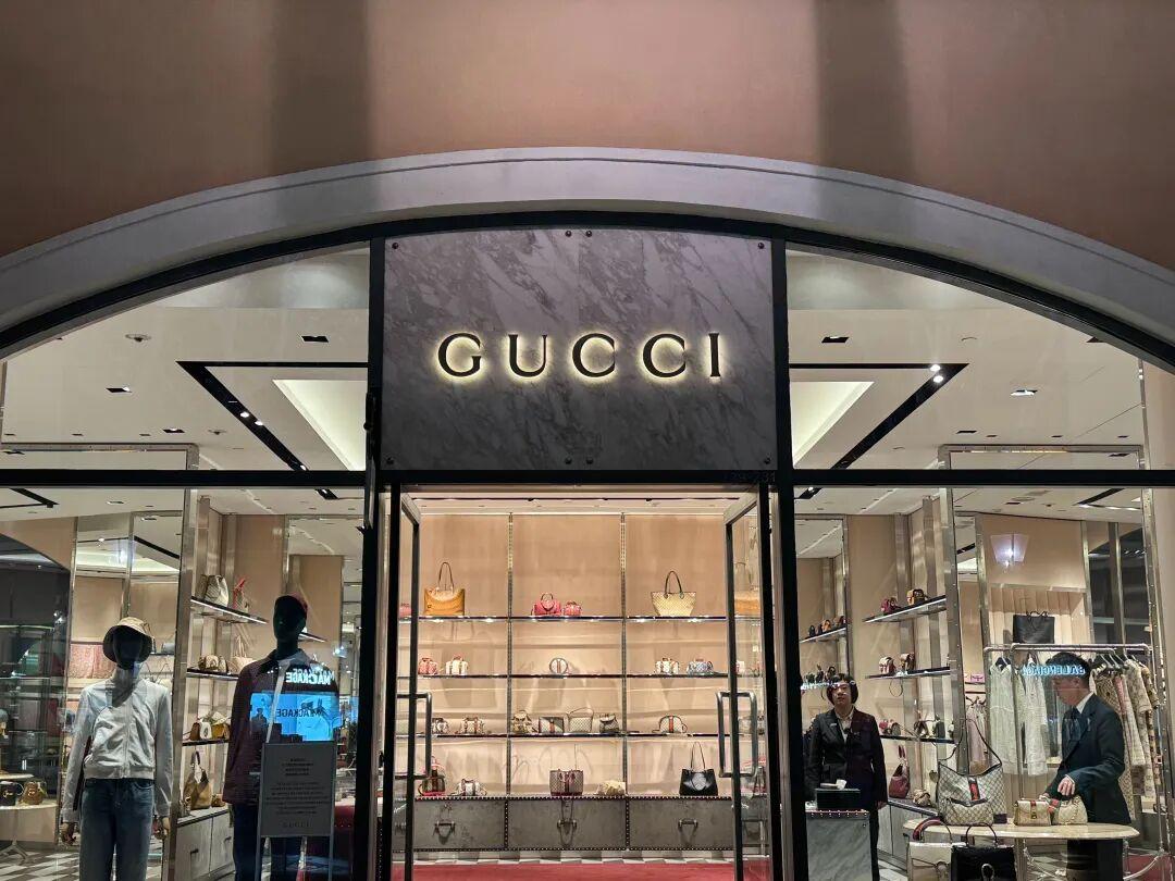 警钟敲响！Gucci CEO痛悔：中国市场从不是“捞金垃圾桶”

开云集团CEO
