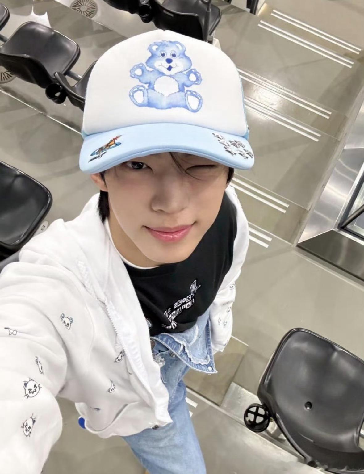 澳门偶遇TWS 看到大家在澳门偶遇TWS，我直接羡慕到原地打滚！他们今天在澳门逛