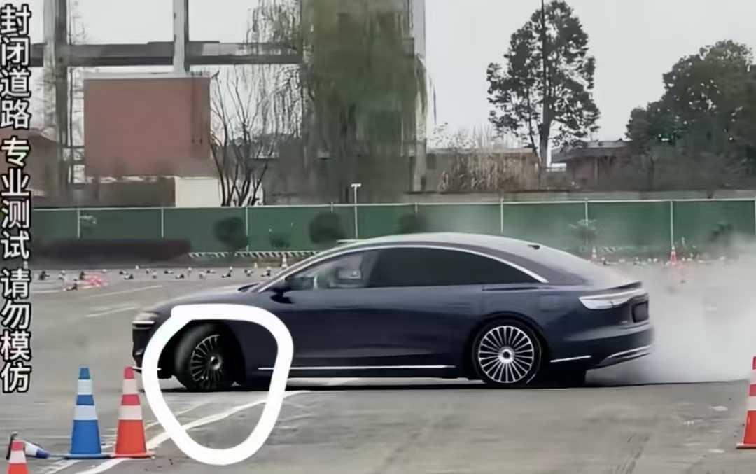 就挺好奇为啥那么多人说这个是断轴 大v聊车