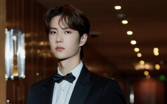 《中国机长》之后刘伟强再拍大片，黄景瑜王一博主演
新片《维和防暴队》讲述了一个之