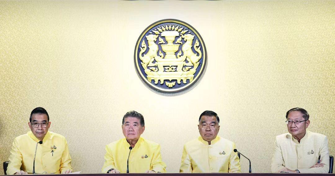 意料之中！泰国看守首相普坦在新闻发布会上正式表达了三点：1、柬军违反了《布城协议