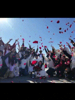 “看哭了！”云南昆明，博主为盲人老夫妻补拍婚纱照，一切调整好，准备开拍时，不料，