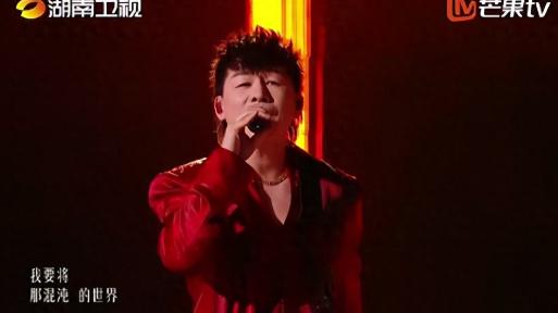 6 月 12 日，《歌手 2026》月度决赛直播现场，胡彦斌凭借改编曲目《就是哪