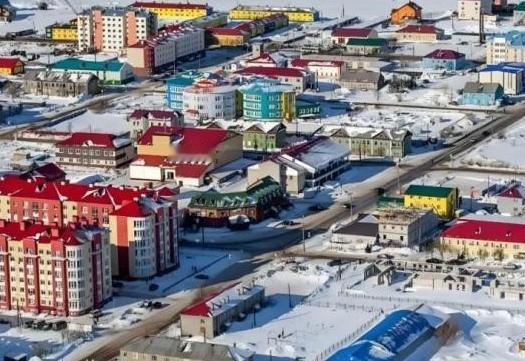 俄高官：沙俄占中国的不妨卖给中国。近年来，俄罗斯一直喊着“向东看”的口号，试图开