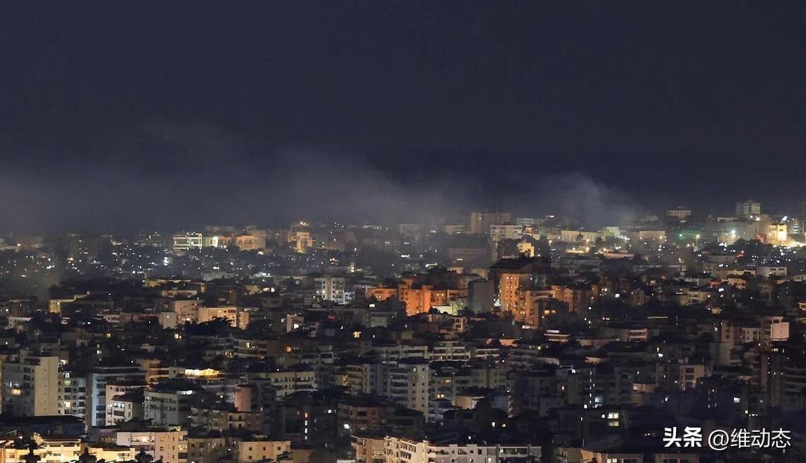 以军打击黎巴嫩全境真主党目标

贝鲁特南郊的爆炸声，将中东局势再度推入恶性循环的