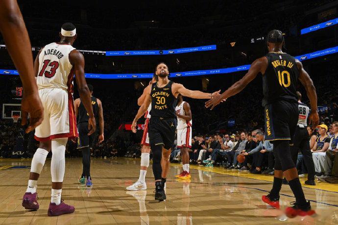 晴天霹雳！巴特勒赛季报销 勇士主场大胜热火，但金州失去了巴特勒！右膝前十字韧带撕