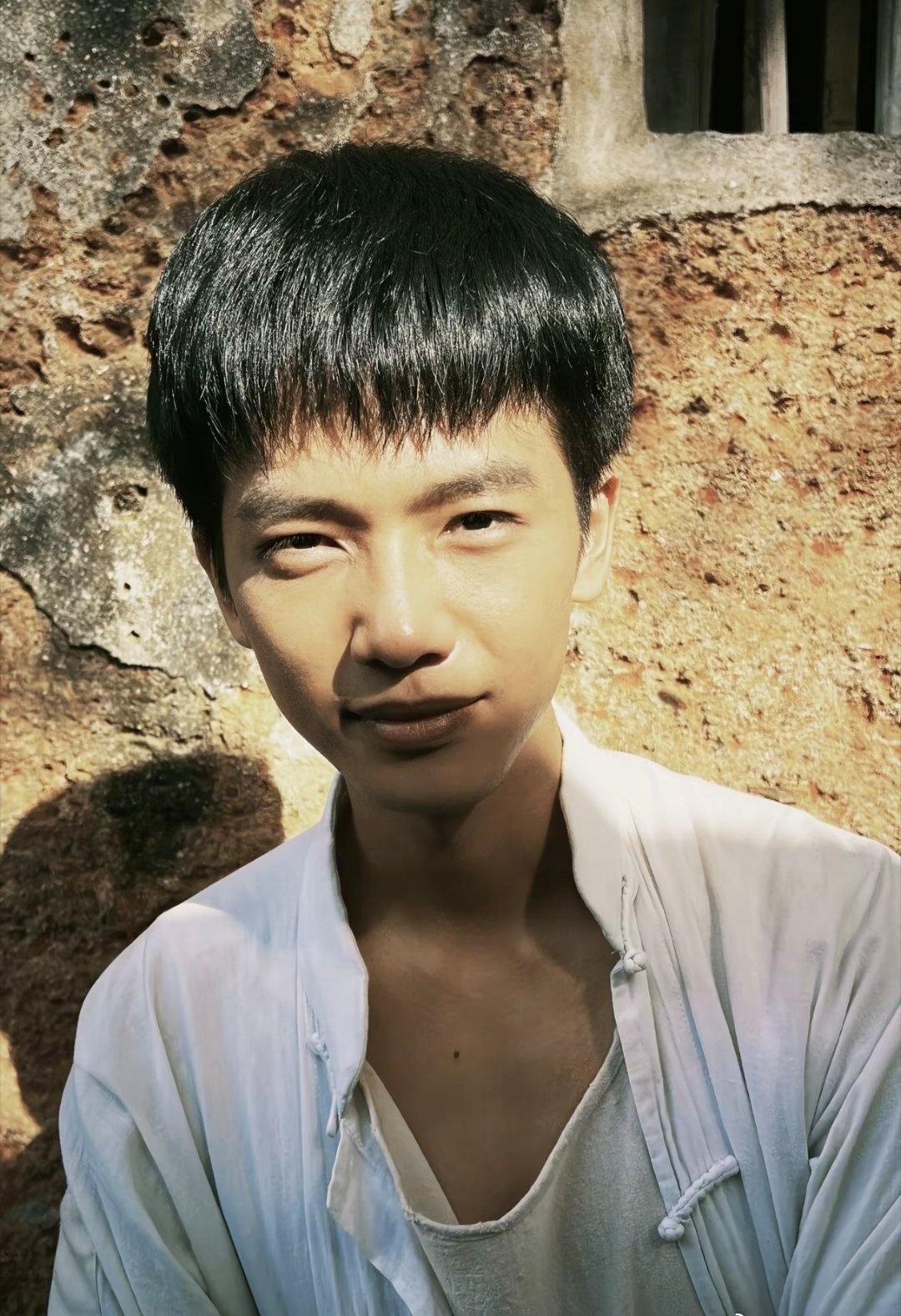 刷到给阿嬷的情书
我就停不下来一直刷
看完这部电影后劲有点大
我哭得很惨的地方