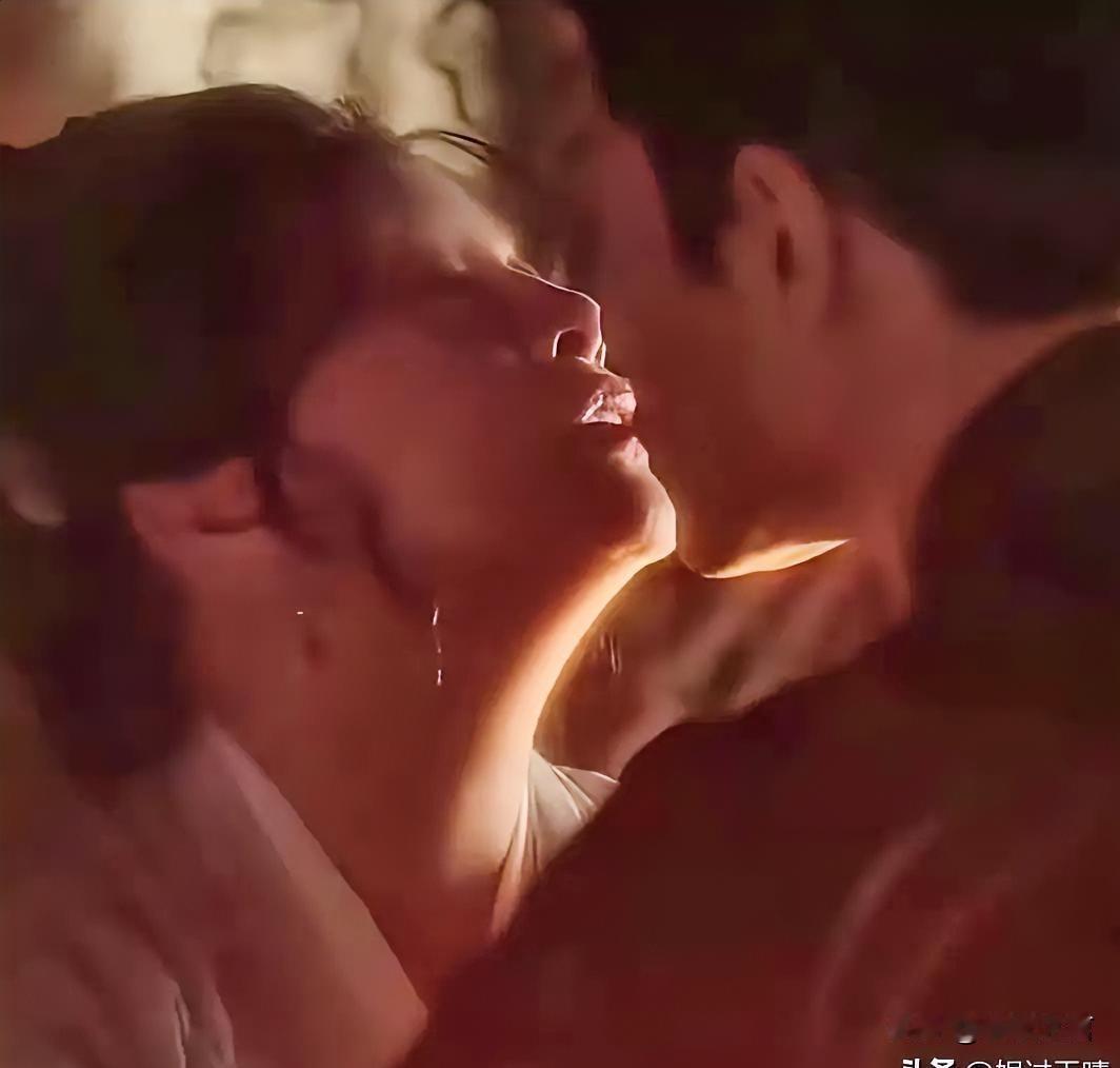 刘奶奶75岁了，男演员真能下得去口[捂脸][捂脸][捂脸]