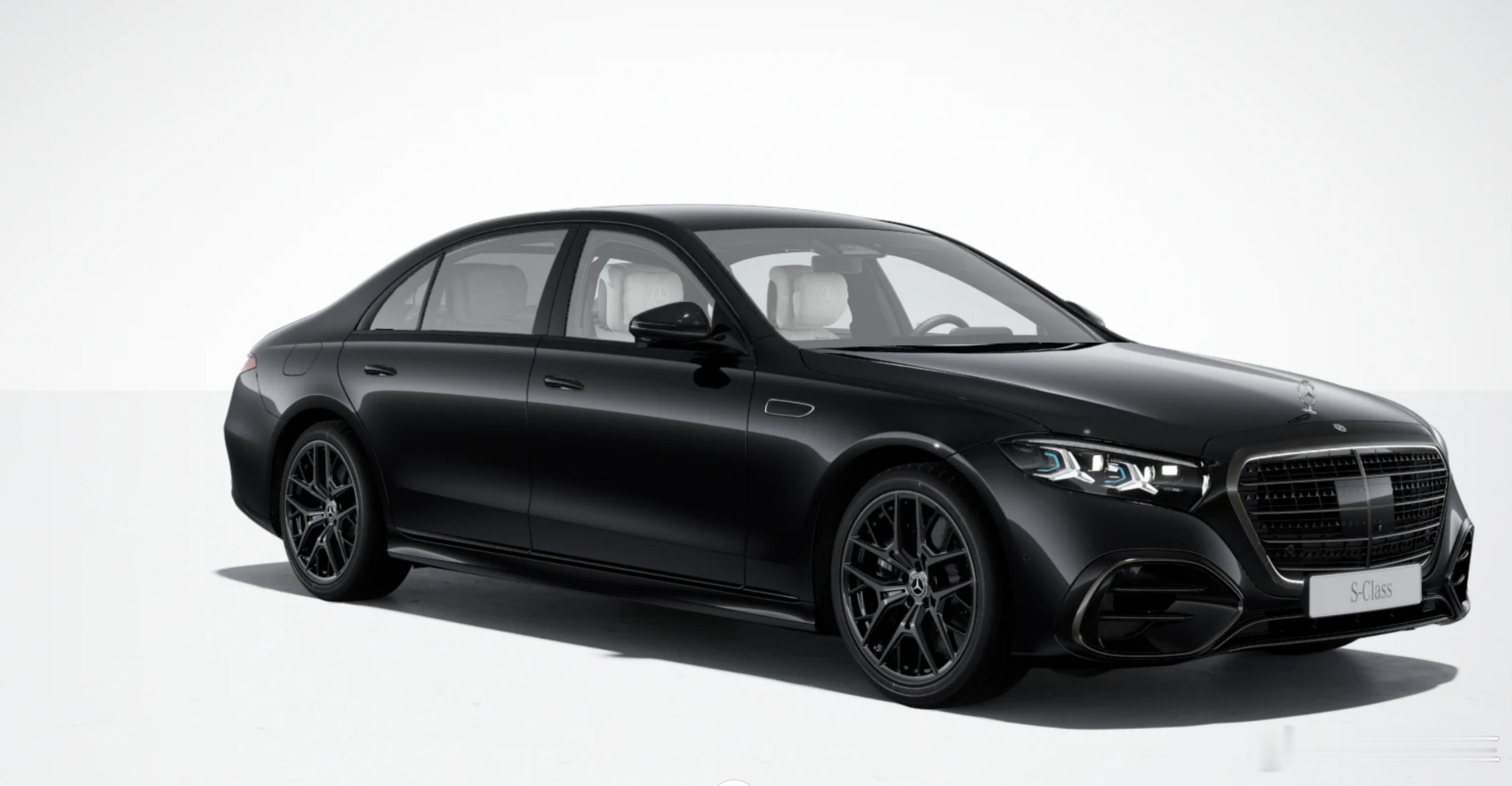 整个传统的门把手不香吗？奔驰的隐藏把手改款前要选装，1400欧元。改款后默认隐藏