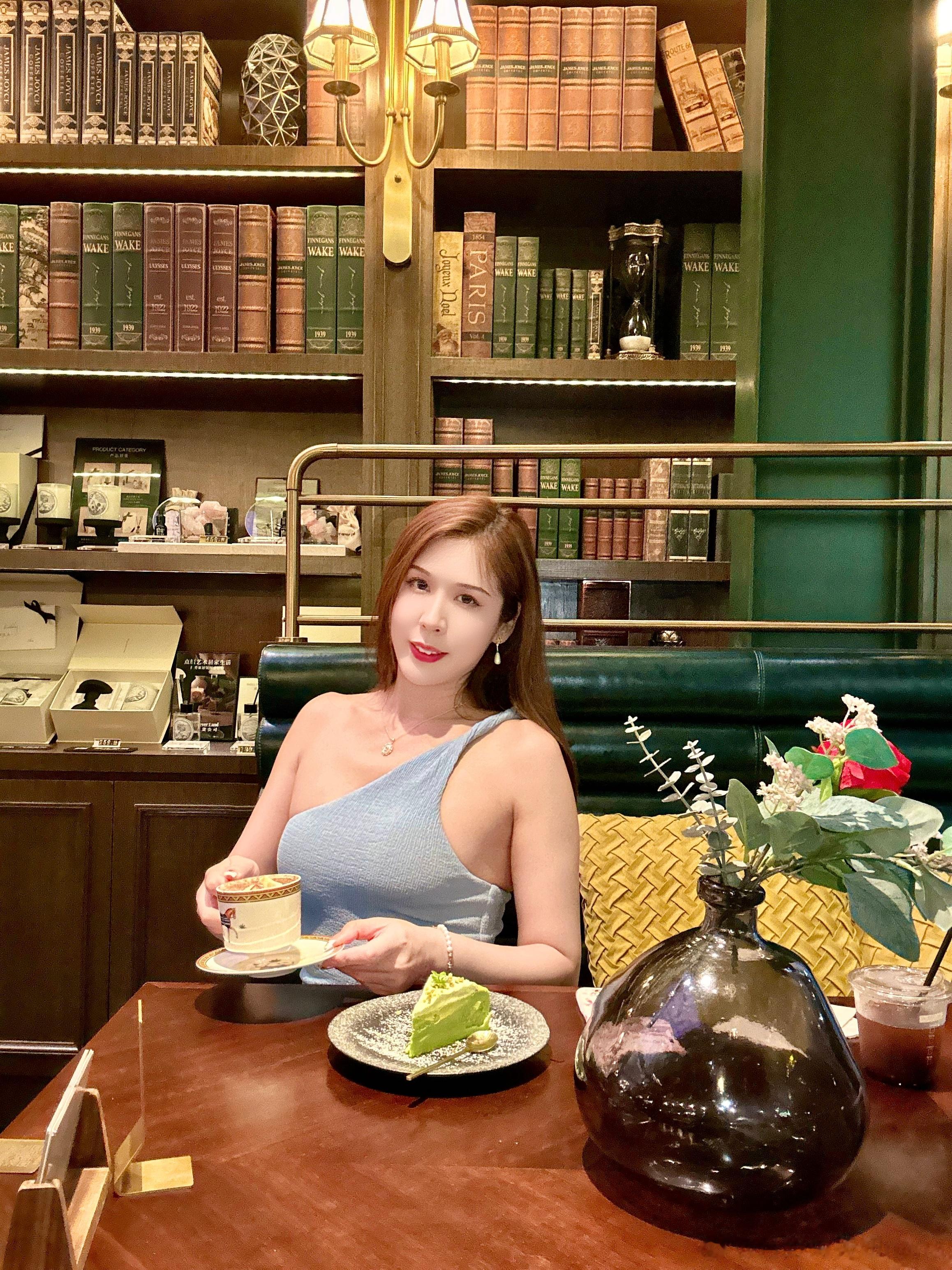 自律清醒爱自己 ​​​#宅男女神##月野兔美妞##随手拍##日常碎片plog# 