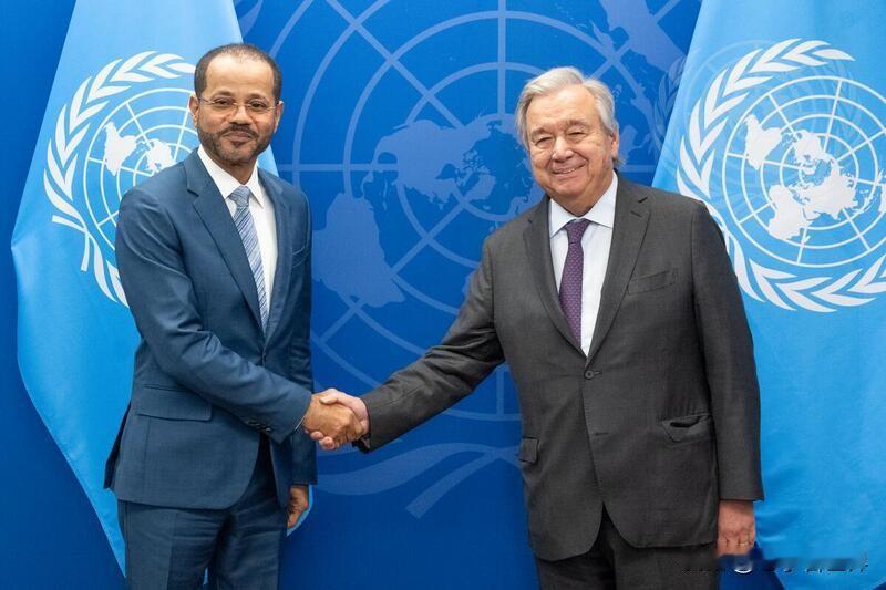 【美伊谈判无果之后，阿曼外长呼吁双方做出痛苦让步】
马斯喀特时间2026年4月1