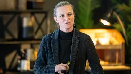 德甲继拥有了历史上第一位女子主教练之后，如今又迎来了历史上第一位正式的女子体育董