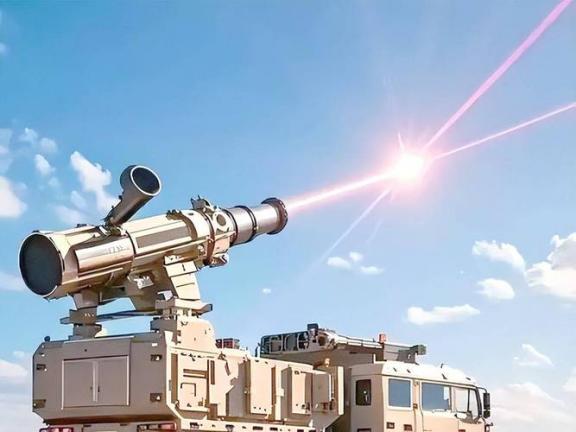 中美日的激光武器射程差距太大：美国8000米 、日本1200米，那中国是多少？