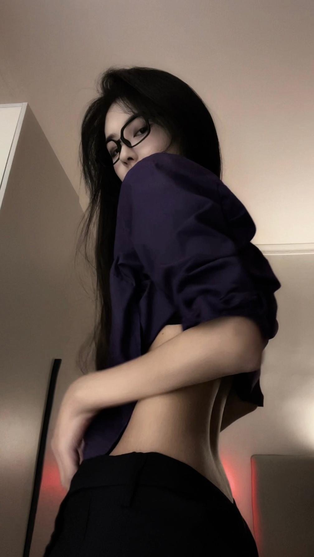 下次见面记得穿裙子，别问为什么