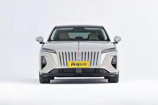 20万级C级混动轿车，全新红旗H7家用接待两不误