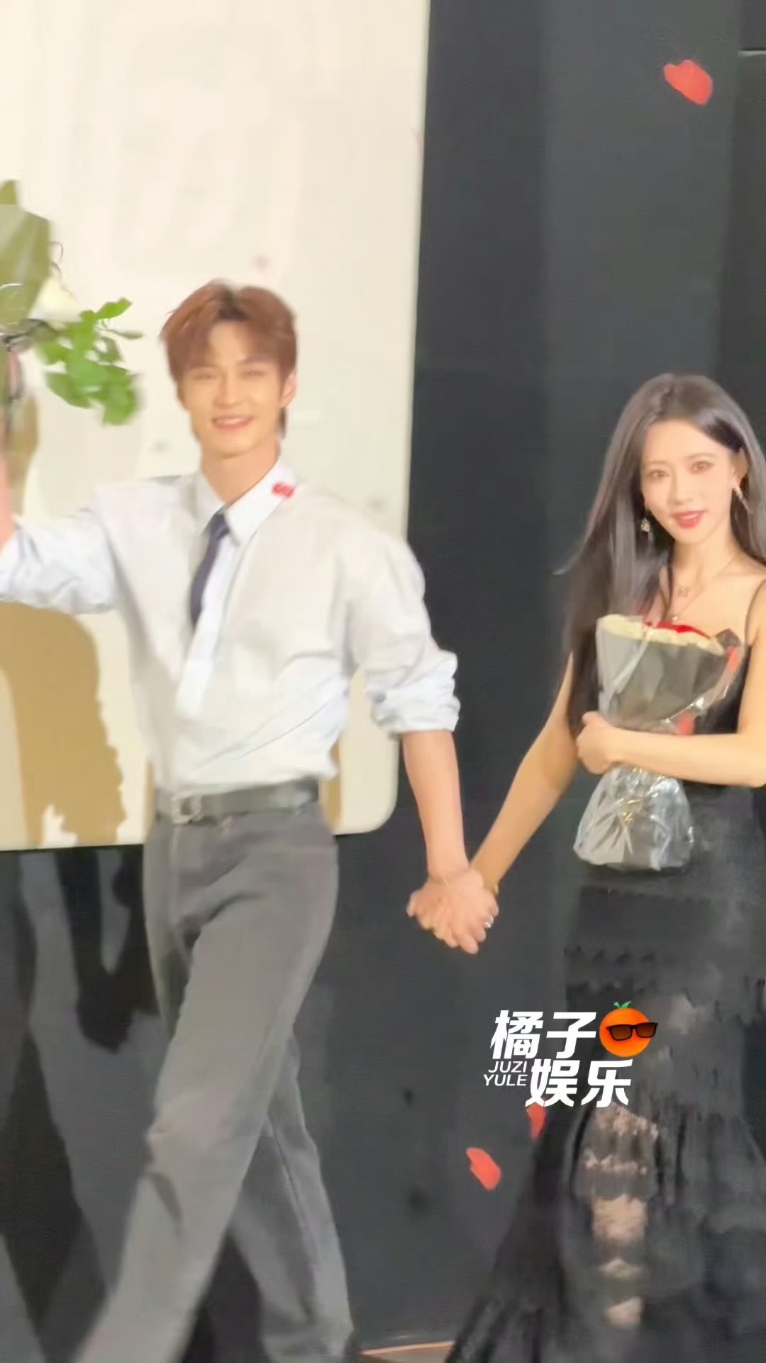 何与、孟子义牵手剧宣，有点甜哦你看百花杀了吗？ 