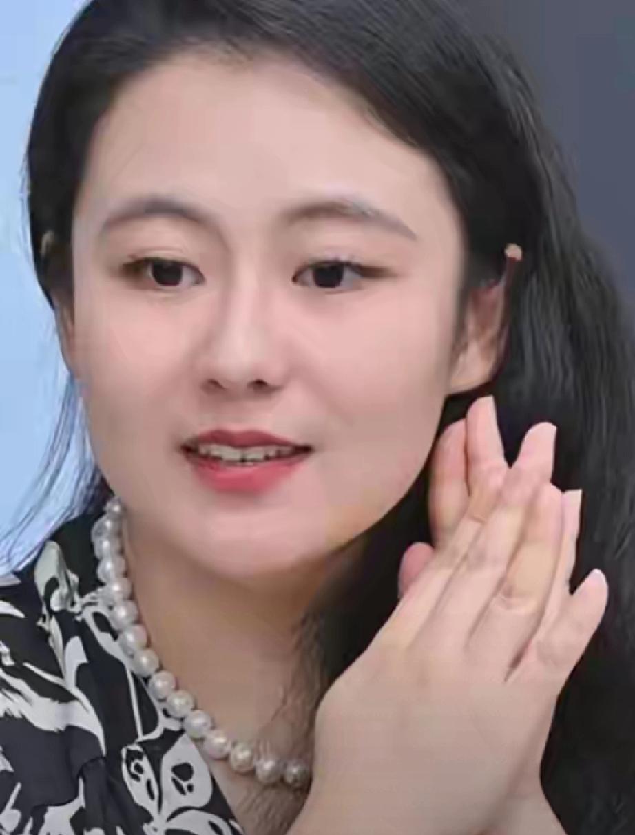 与渐冻症对抗7年的蔡磊，8岁儿子一张满分试卷看哭全网
 
    蔡磊确诊渐冻症