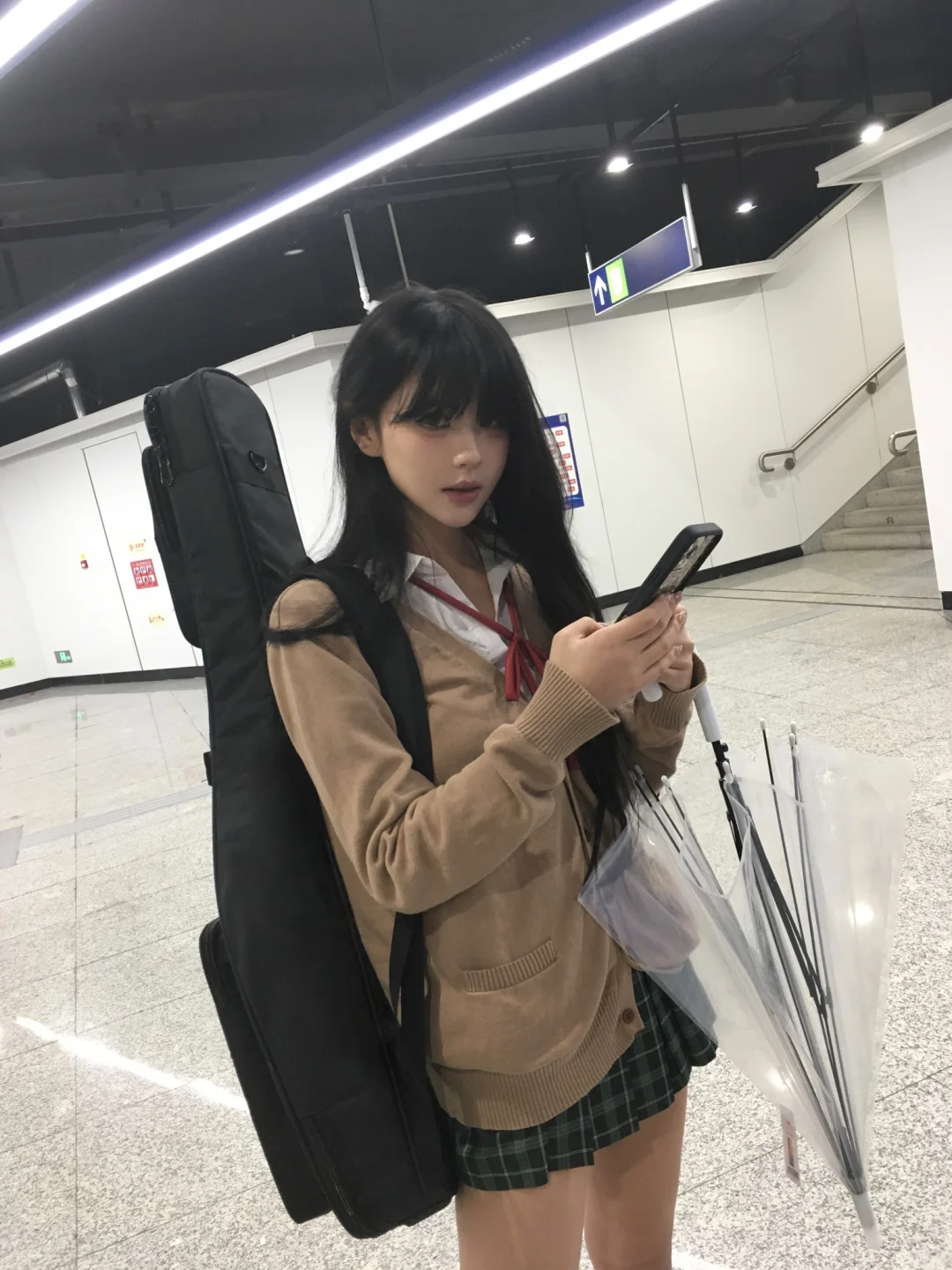 不要在我回消息的时候拍我啦