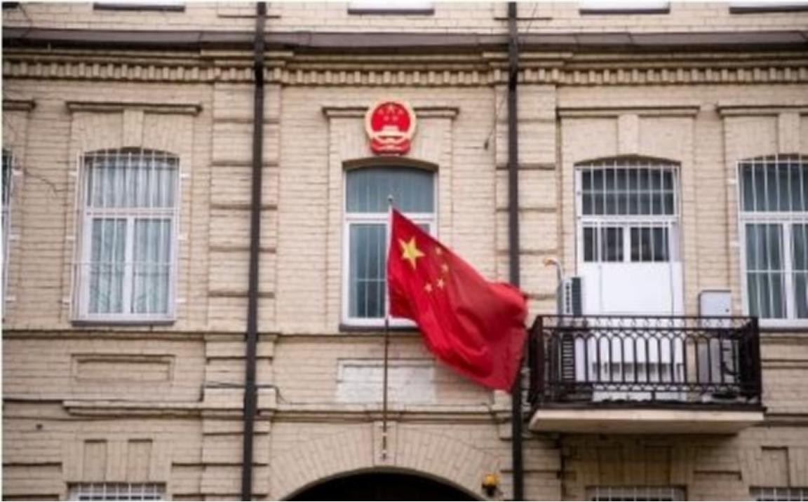 立陶宛拒绝所有中国外交官入境，还开出离谱条件：中方要先让步

明明一个小国，夹在