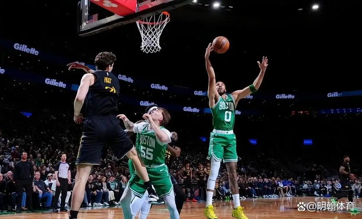 北京时间3月19日，勇士99-120惨败凯尔特人，跌至西部第十，库里再不回来就危