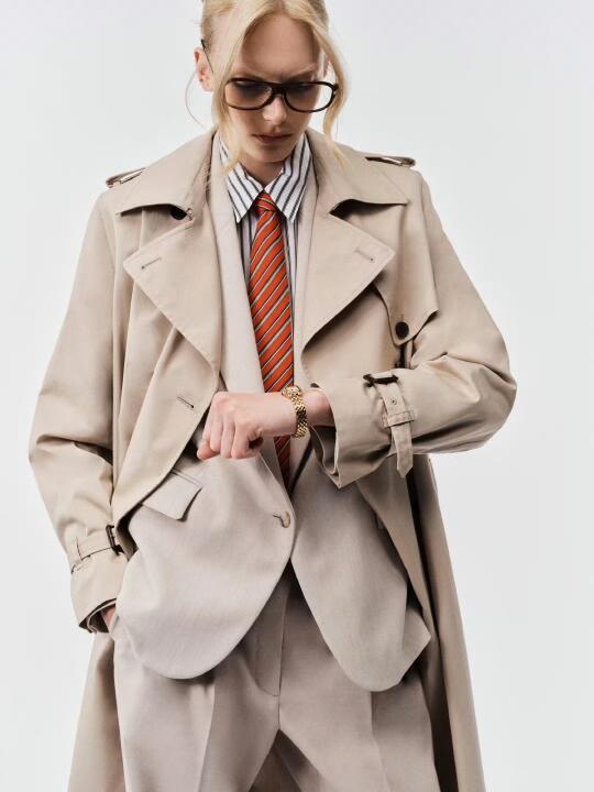 Aritzia the work wardrobe campaign/2025