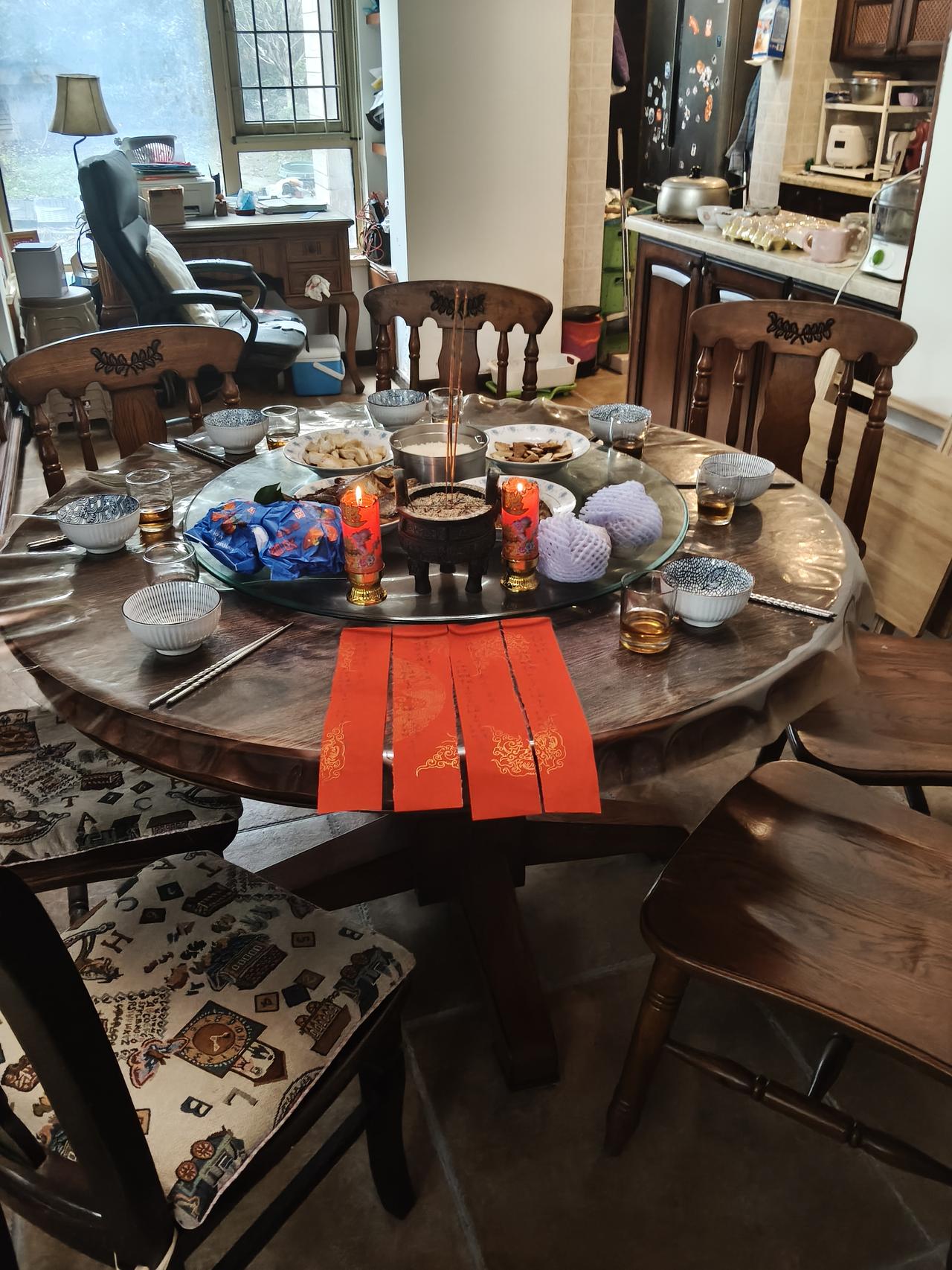 到丈母娘家去过年
         今年的我，依然到丈母娘家过年。
      