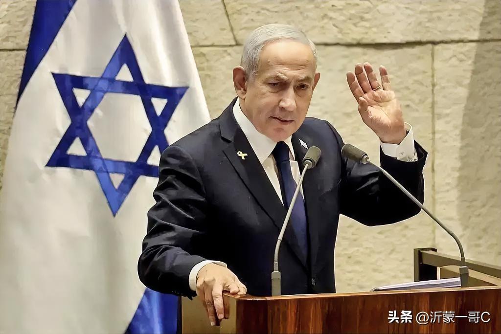 就是这个人害死了伊朗最高领导人哈梅内伊！破坏世界和平，践踏民主，伤天害理！杀人太