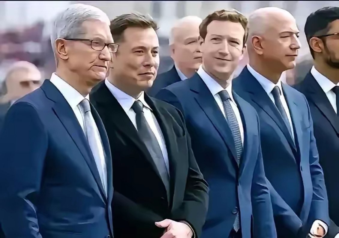新总统就职典礼上，最引人注目的不是资深的政治家，不是演艺界名流，不是体育明星，而