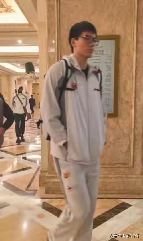 广东男篮VS江苏男篮三大看点：徐杰VS庞峥麟
3月19日中午，广东男篮在主帅杜锋