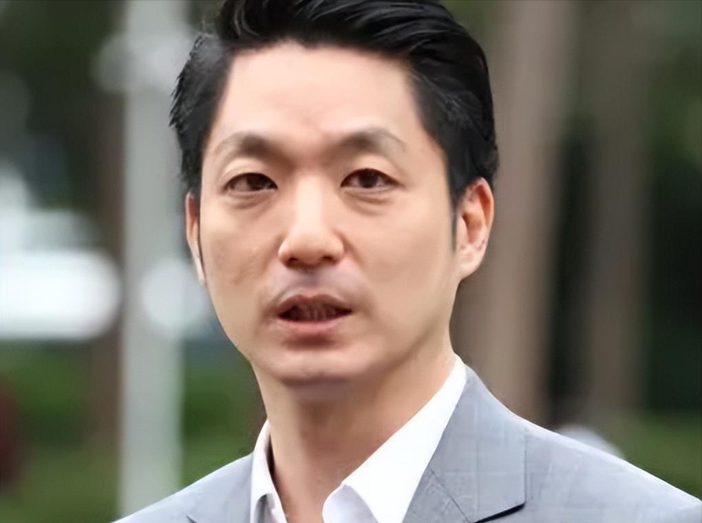蒋万安直接把话撂下了！他当着媒体的面斩钉截铁地表示，自己绝对不可能去选下一任国民