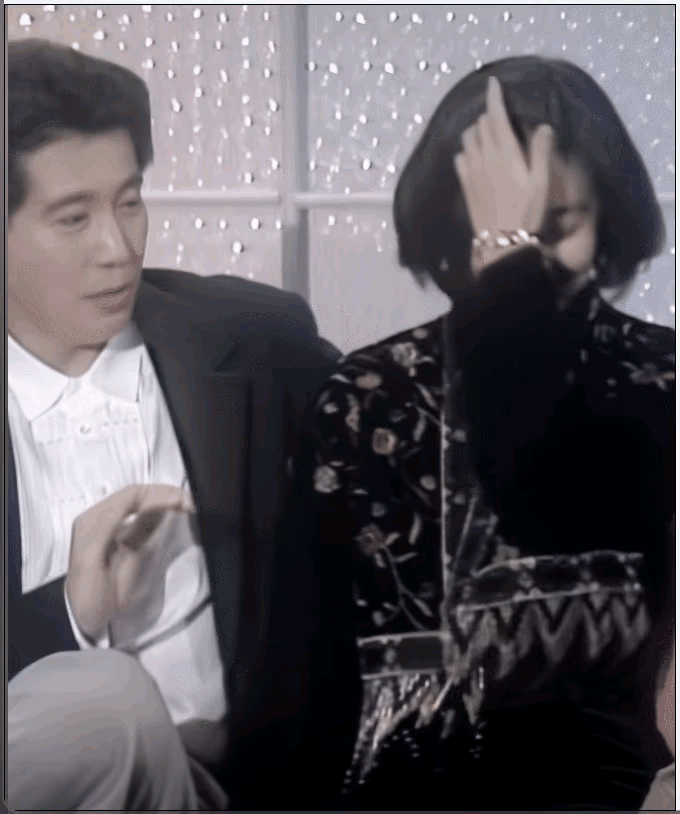 和秦汉在一起的林青霞是最松弛也是最美的。