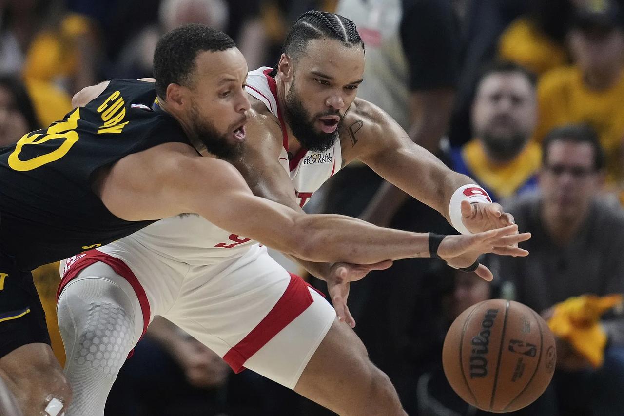 狄龙：库里要是不想身体对抗💪 他应该去打网球🎾


5月4日讯 昨日NBA季