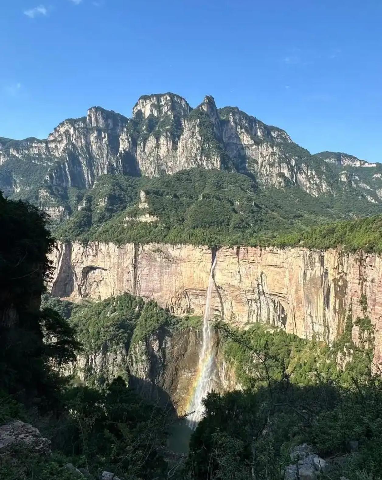不亲自来南太行你不会知道的几个情况！
1.南太行的面积很大，山西的平顺，河南的林