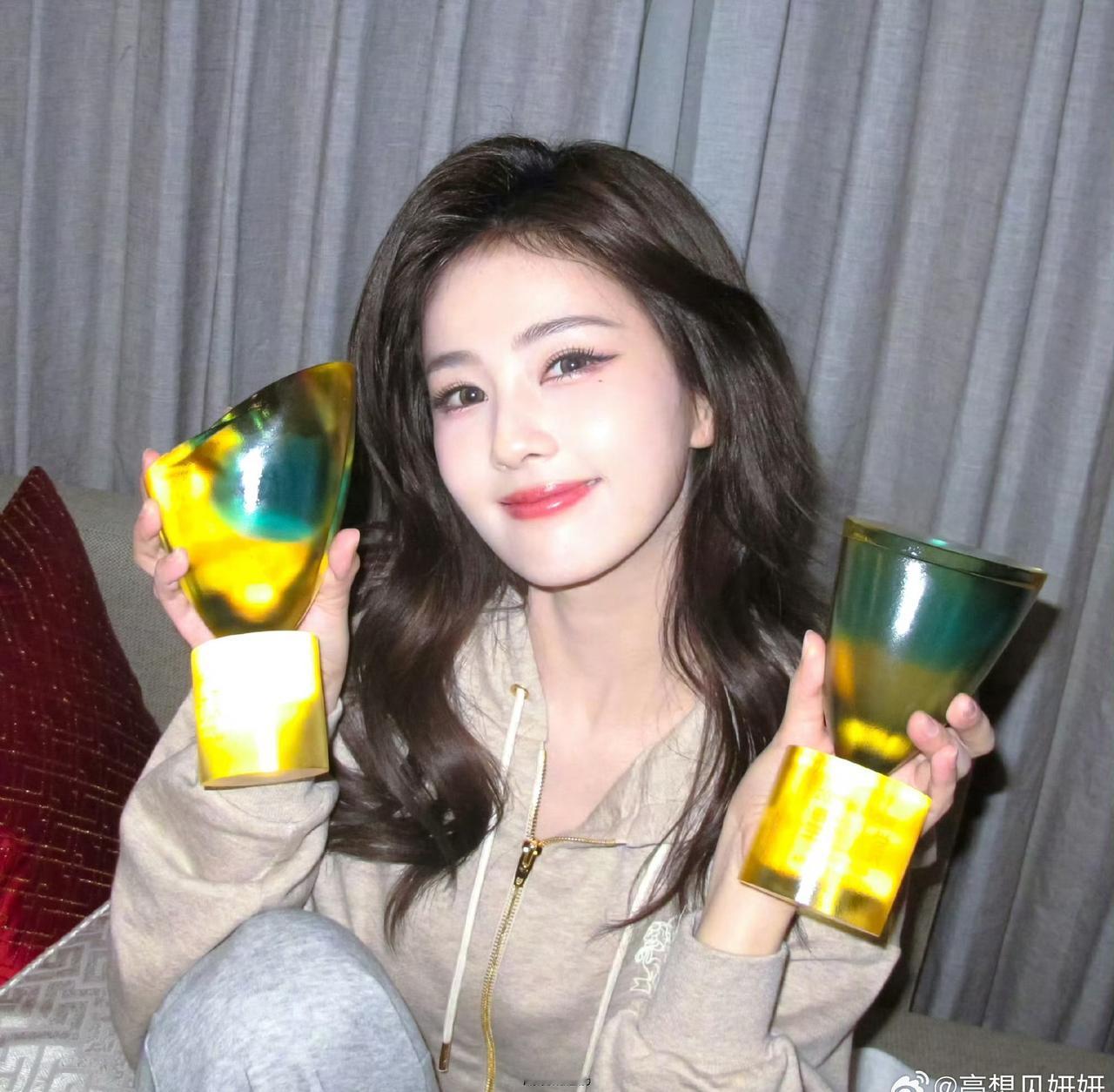 白鹿白鹿星光大赏词云 🫧孟子义白鹿这一幕像极了电影 🫧白鹿让我研究研究这个阶