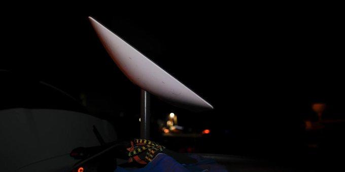 伊朗的数字封锁行动现已部署军用干扰器，以切断对星链（Starlink）服务的访问