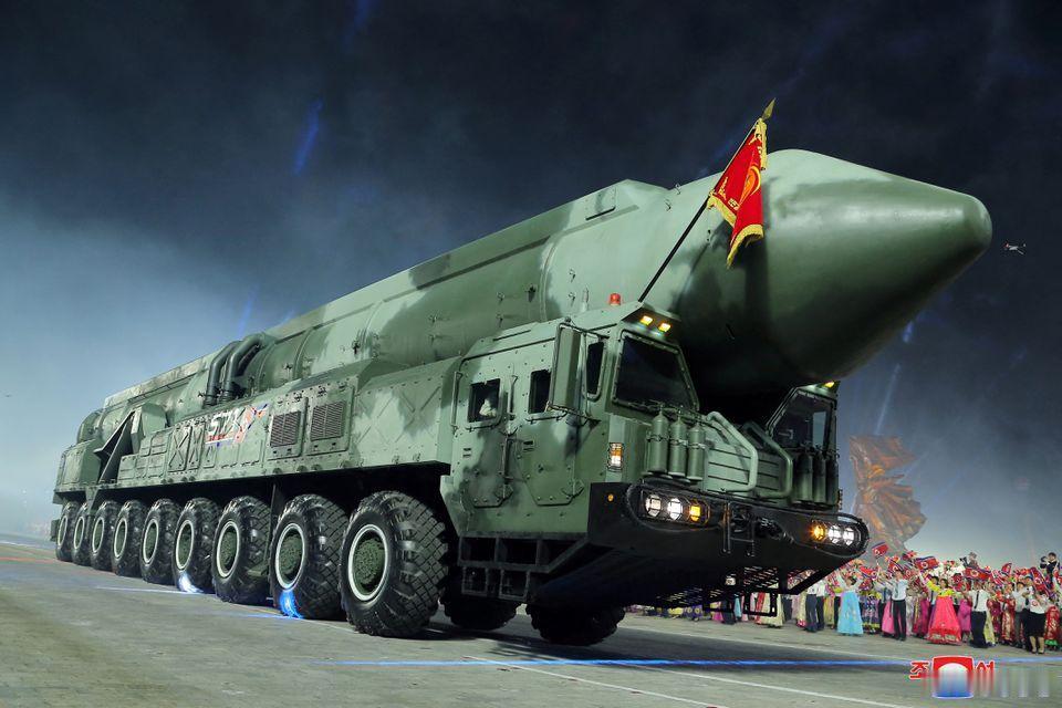 美国真敢对朝鲜开战吗？答案是：基本没胆。朝鲜和伊朗压根不是一回事。伊朗最多让美军