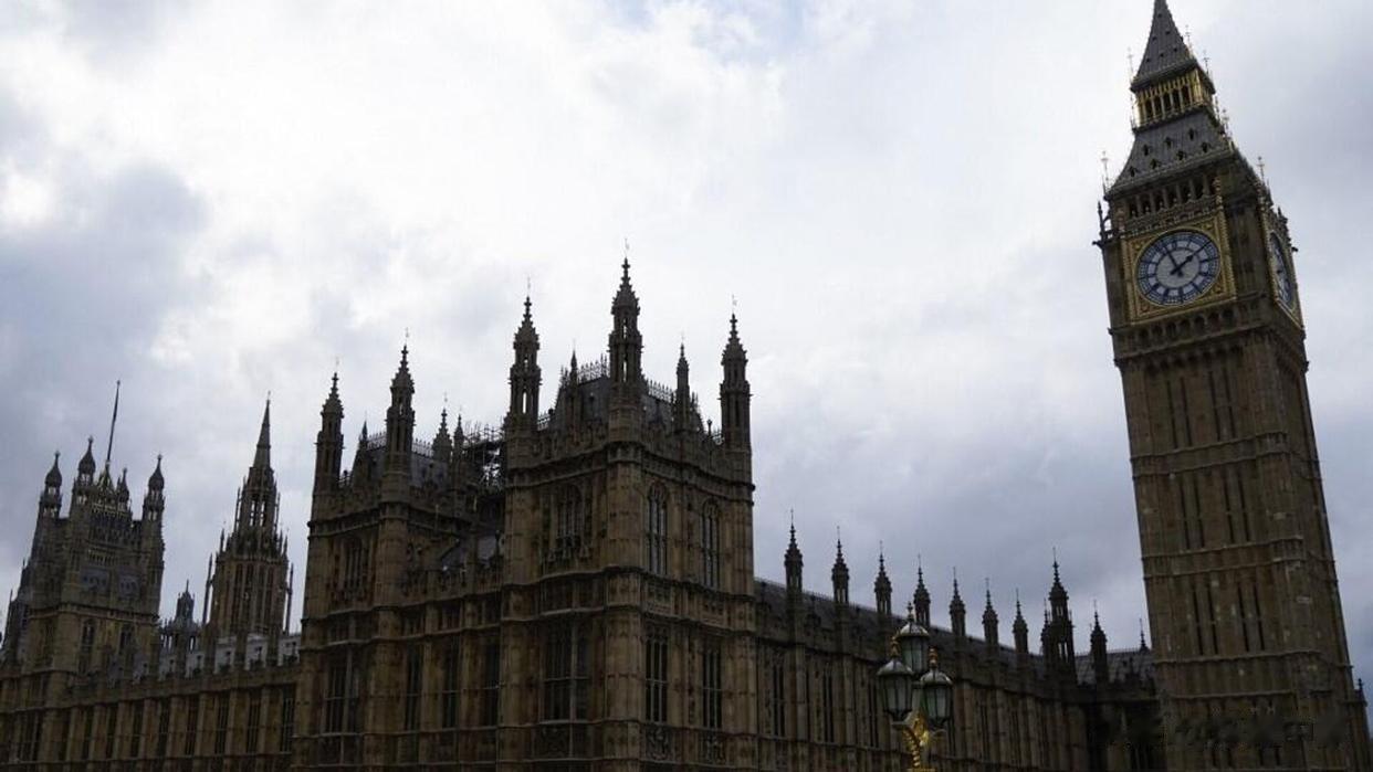 英媒：西方教官在训练乌军时遇到困难

来源:俄罗斯卫星通讯社

据英国《金融时报