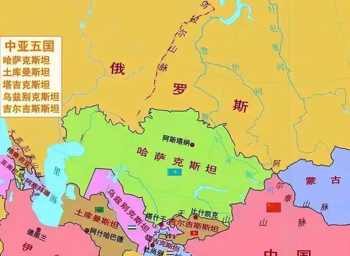 平常咱们都说，小国在大国夹缝里求生，最难的是左右逢源、守住主权。
 
可偏偏有一