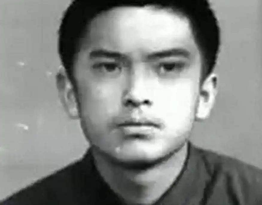 1995年，广东高干子弟陈恂敏劫走1500万现金，还害死了运钞员。他却隐姓埋名2