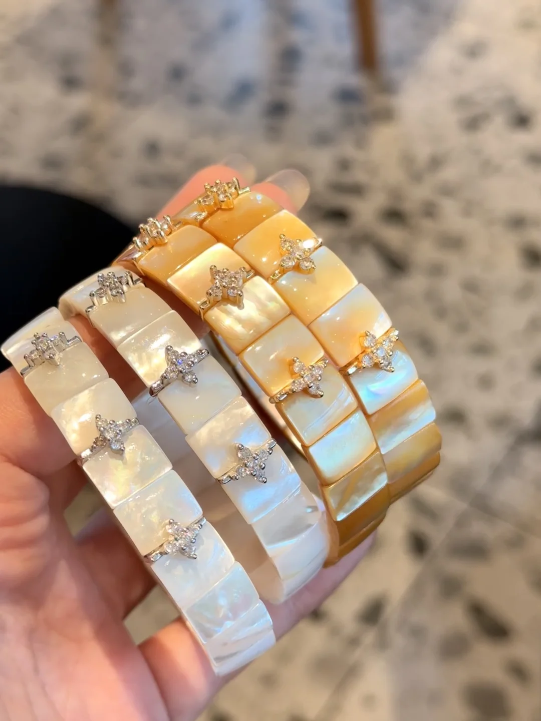 奢侈感💸无数次爱上我的贝母手牌