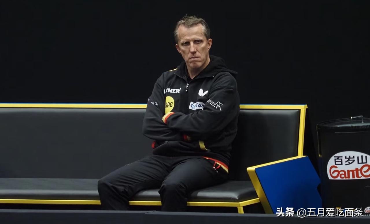 世界杯男子16强：德男占据三席；8强：德男占据0席。
16强时，德国被封为强队，