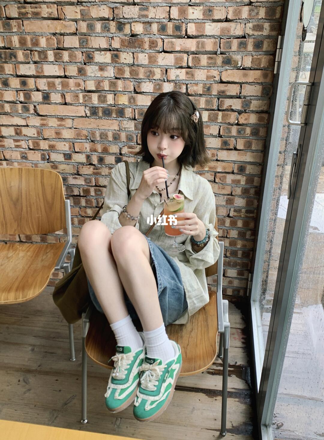 ☔️只想躲进咖啡店里🍃