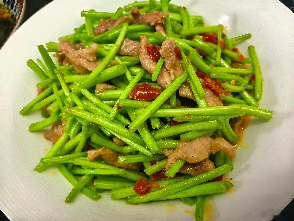 响油鳝糊芦蒿肉丝下饭菜啊刘师傅私房菜