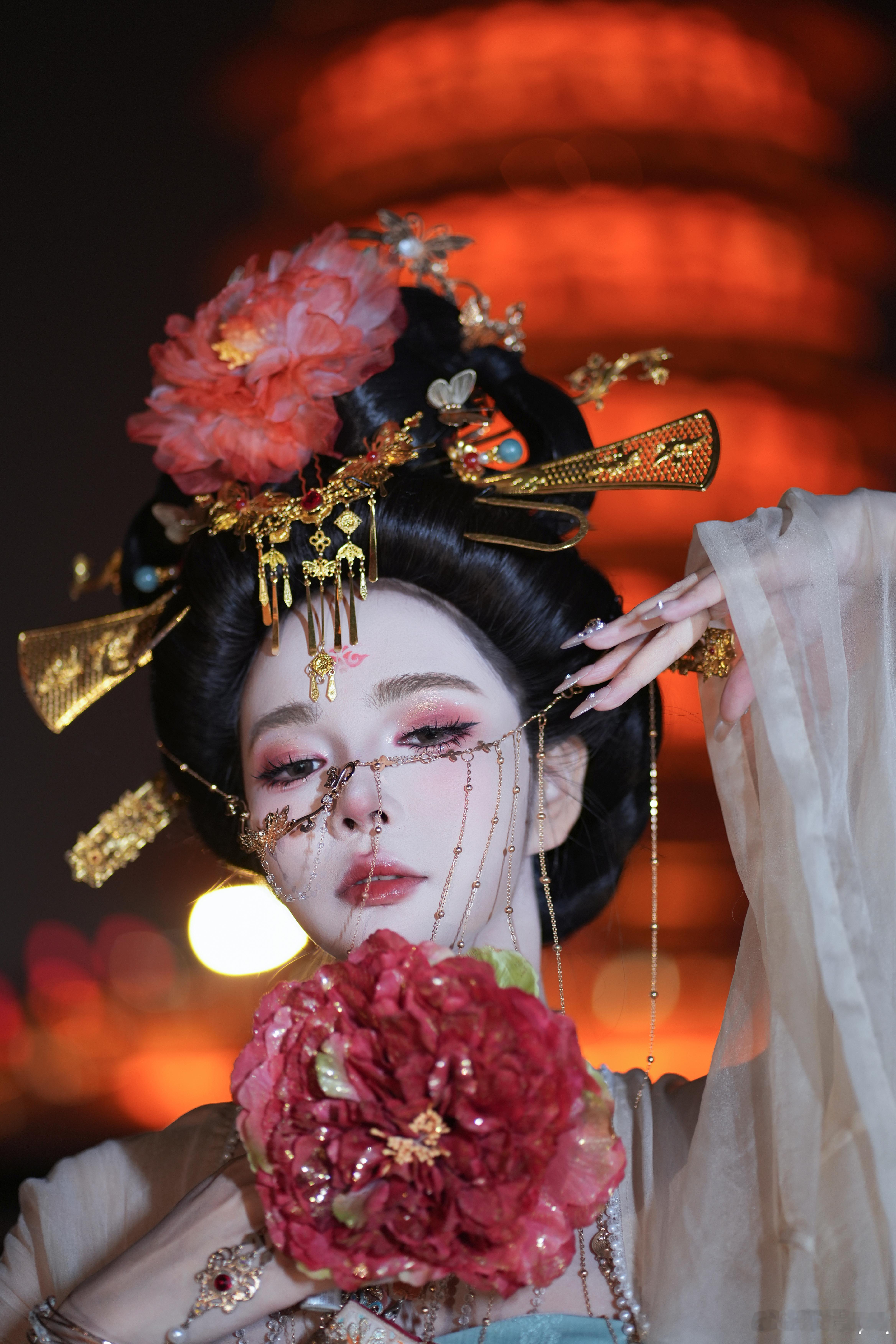 难道我醉花阴，还入不得少东家的眼吗 