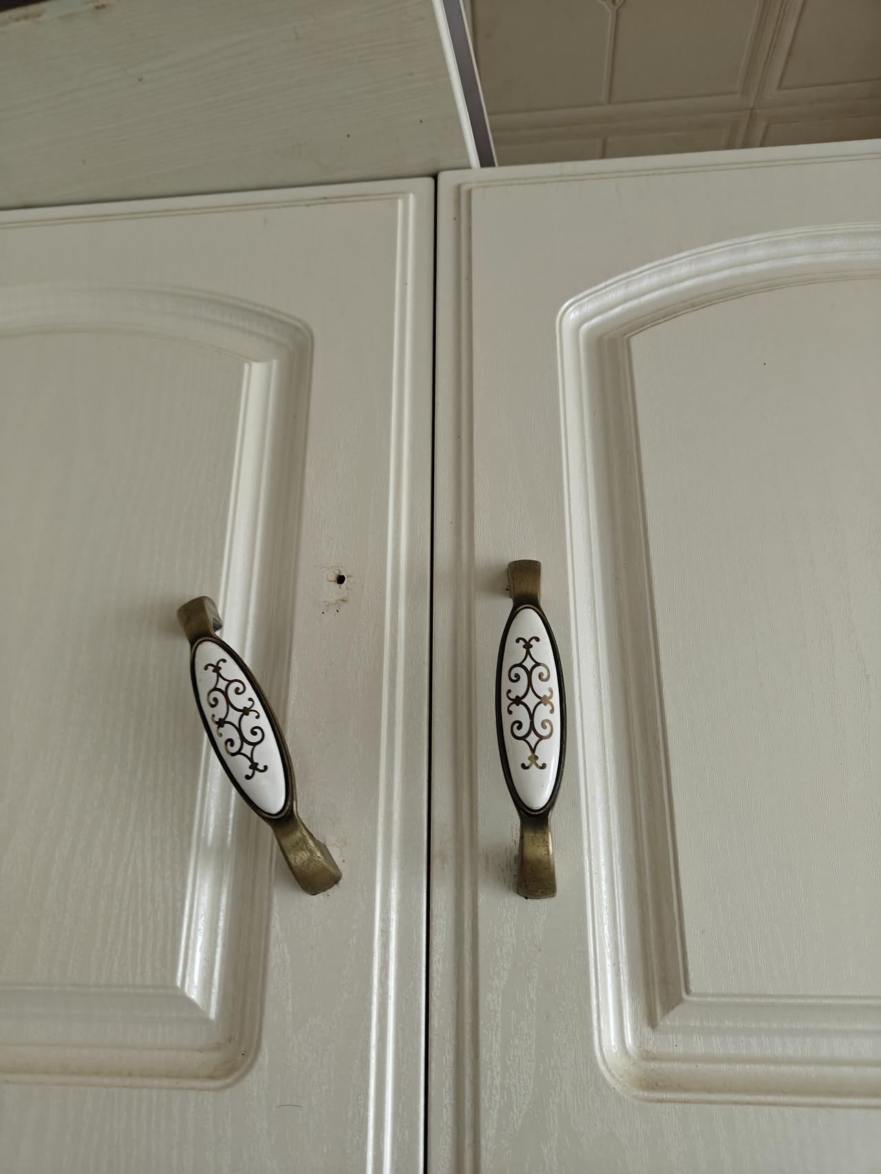 侧耳倾听者，未大夫，