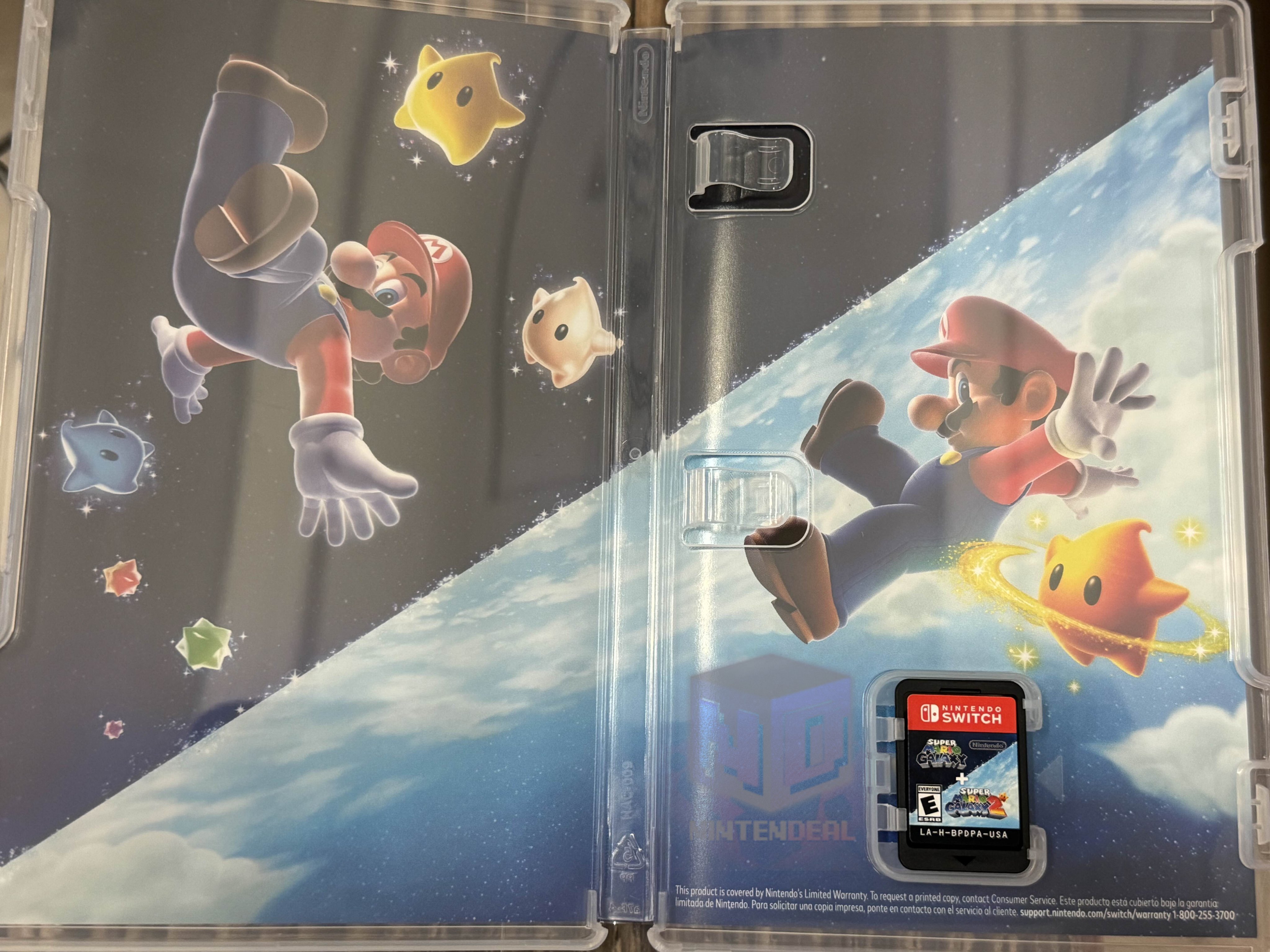 【《超级马力欧银河1+2》实体卡带偷跑，内页卡纸曝光】海外账户Nintendea
