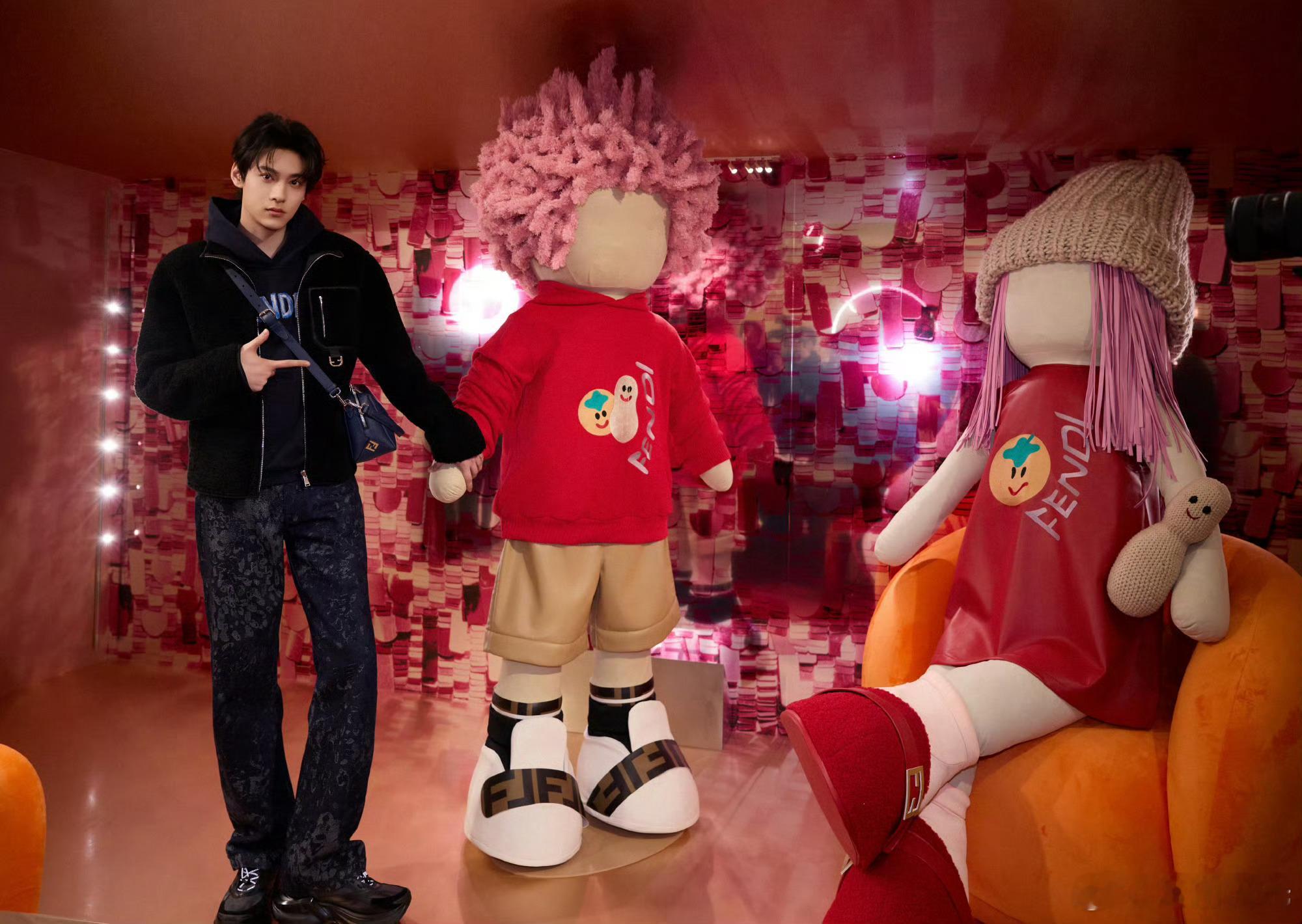 田栩宁 txn未完待栩 “你呢永远明媚.”𝓗𝓸𝔀 𝓪𝓫𝓸𝓾𝓽 ?