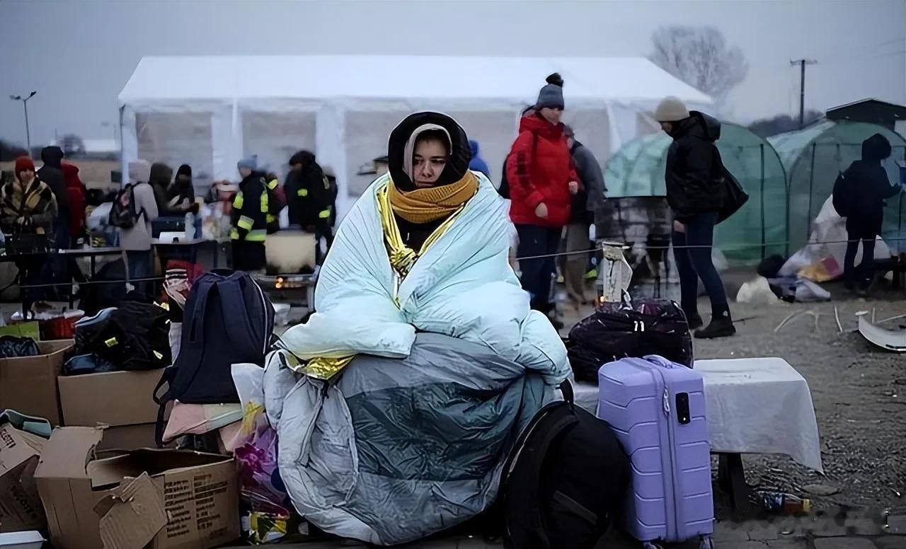 俄乌冲突至今，欧盟境内仍生活着400多万乌克兰难民。很多人好奇，他们在欧洲到底是