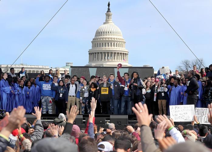 政府停摆还暴露出了美国财政管理的深层次问题
美国政府停摆对民众的影响不仅体现在经