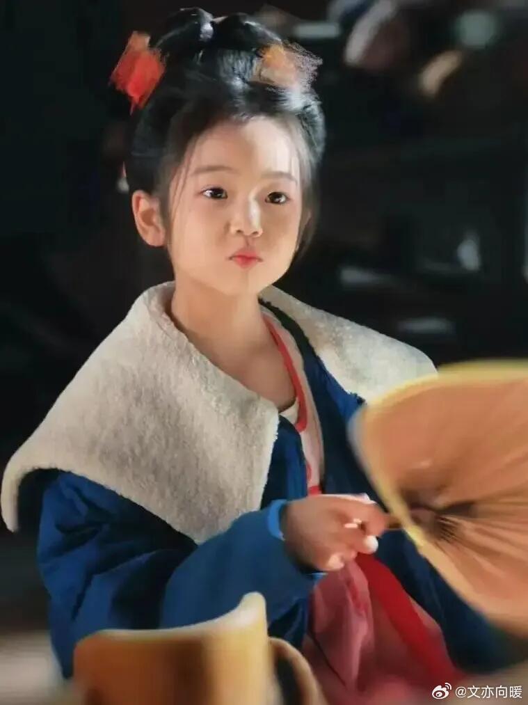 《逐玉》中7岁“宁娘”，不容小觑近期热播的古装剧《逐玉》里，有个角色虽小却十分亮